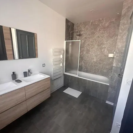 Aquero T4 * לורדה